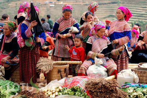 Bac Ha market in the early days of the lunar New Year - ảnh 3